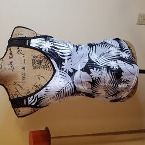 Zero Xposure black, gray & white tankini top size Small